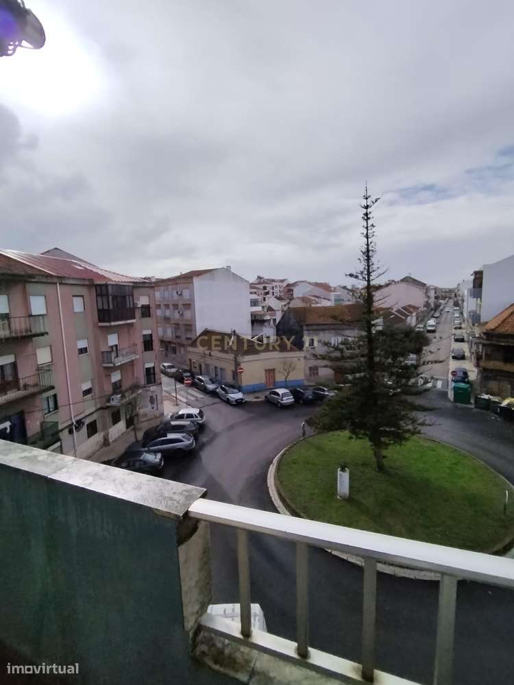 Oportunidade: T1 Bem Localizado na Baixa da Banheira-Arrendado - Grande imagem: 5/17