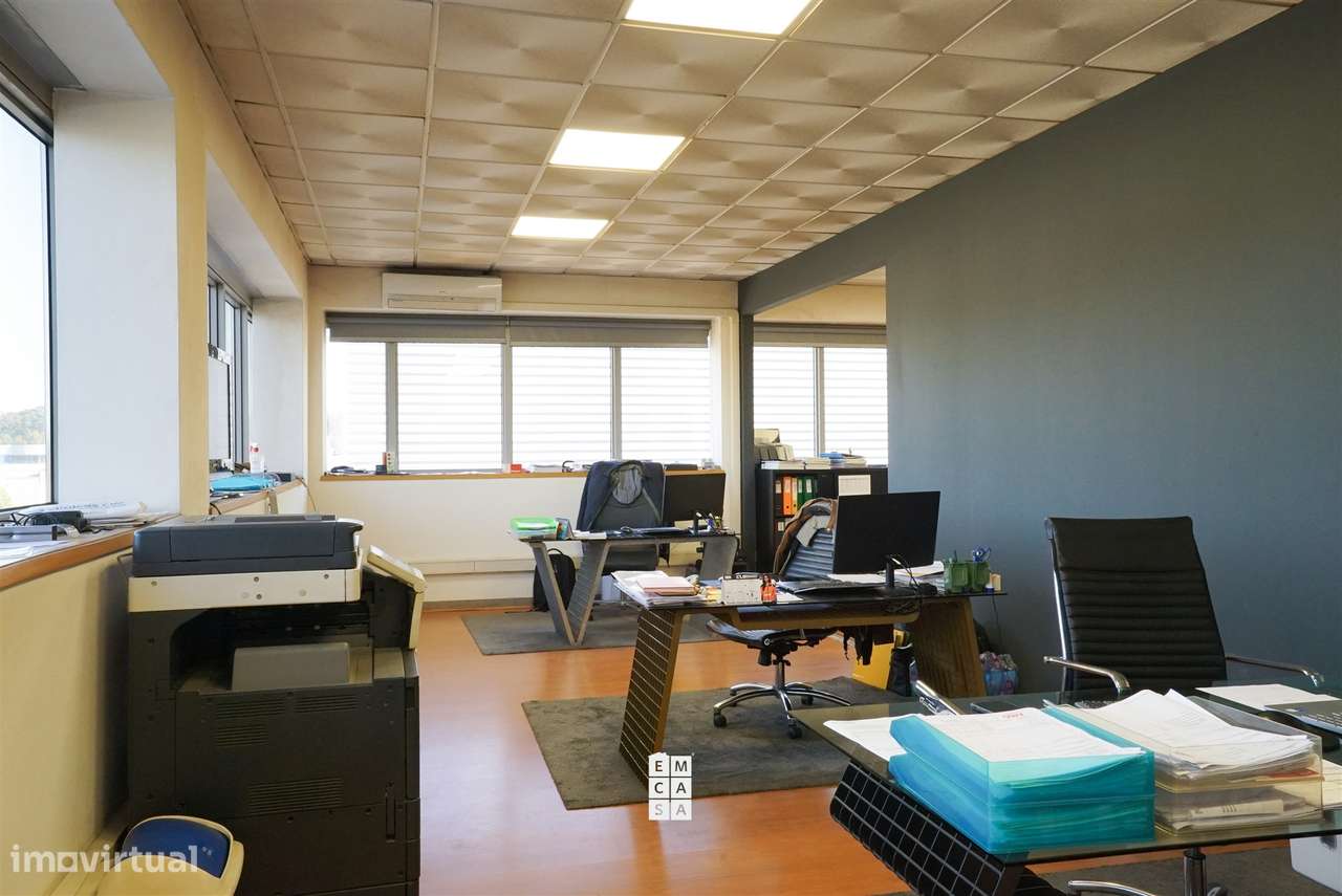 Armazém  Venda em Cesar,Oliveira de Azeméis - Grande imagem: 4/21