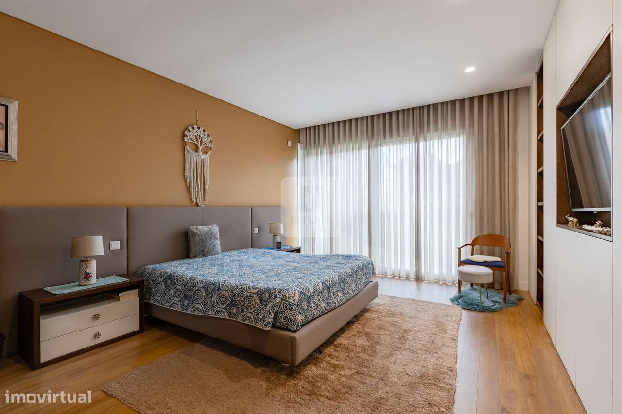 Moradia T4 Jardim e Terraço Senhora da Hora | Moradia T4 Matosinhos-25