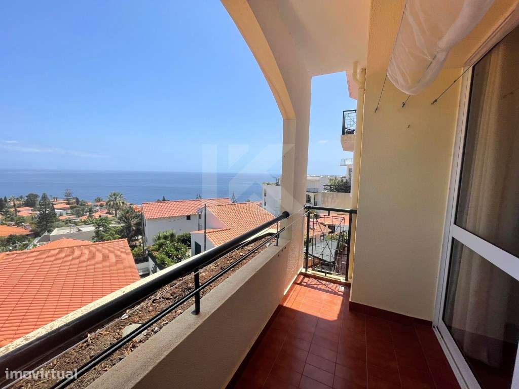 Apartamento T1 no Caniço de Baixo - Vista Mar e Estacionamento-14
