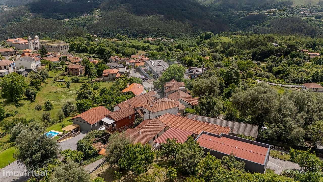 Moradia T4 para venda-8