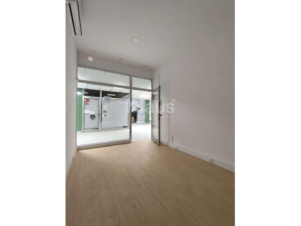 Loja totalmente remodelada - Grande imagem: 3/6