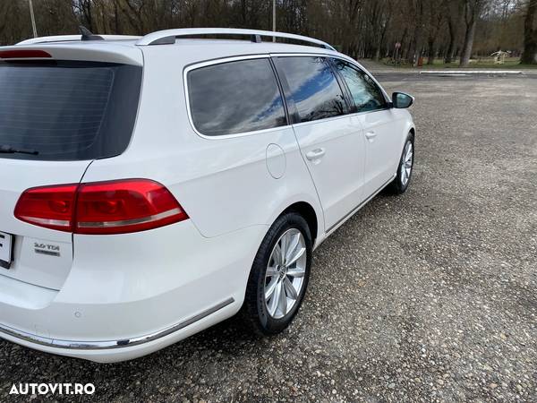 Volkswagen Passat Variant 2.0 Blue TDI DSG SCR Highline - 19