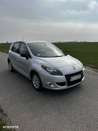 Renault Scenic - 12