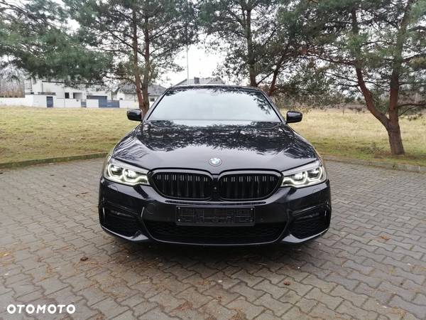 BMW Seria 5 520d xDrive M Sport sport - 32