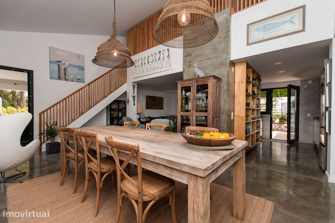 Moradia isolada terreno de 811m2 piscina jardim Sesimbra-18