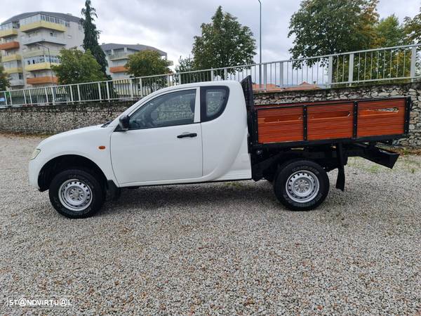 Mitsubishi L200 2.5 DI-D 4X4 3 LUG NACIONAL - 4