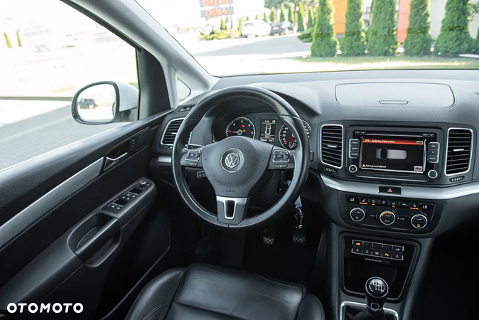 Volkswagen Sharan 2.0 TDI 4MOTION (BlueMotion Technology) Highline - 27