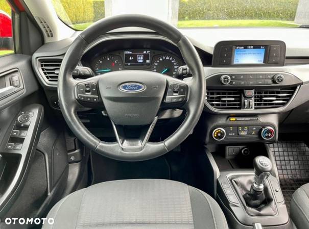 Ford Focus 1.5 TDCi Titanium ECOnetic ASS - 10