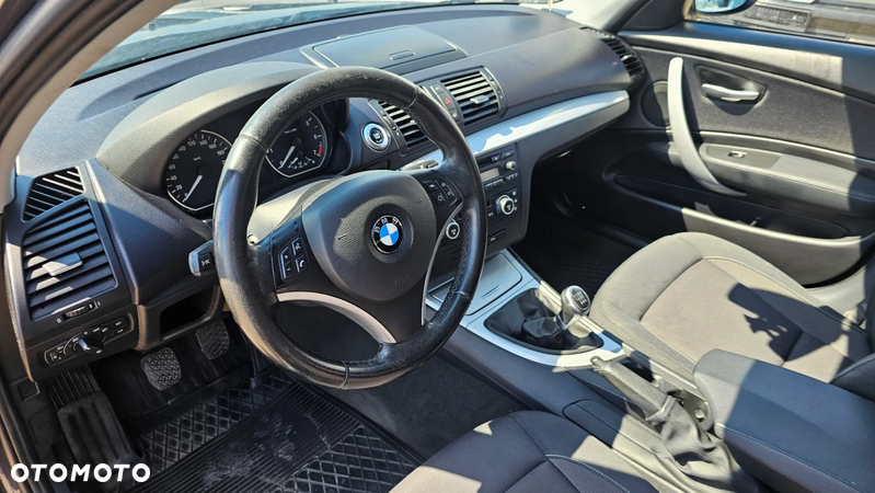 BMW Seria 1 118i Edition Lifestyle - 9