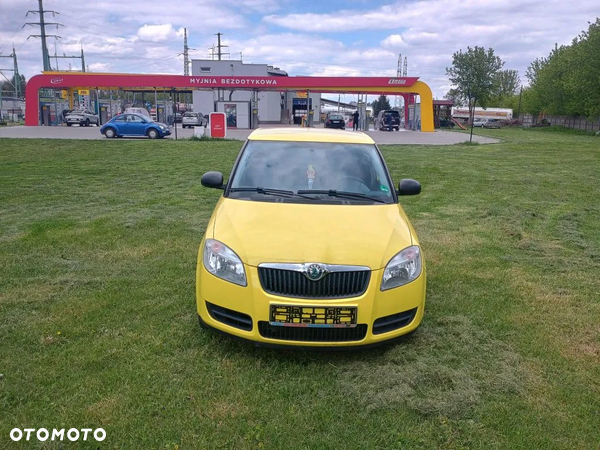 Skoda Fabia 1.2 HTP Classic - 2