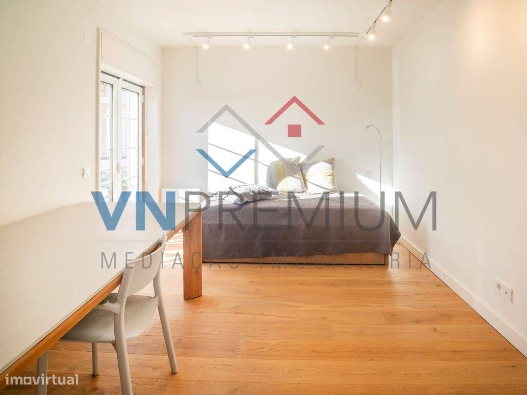 Belíssimo apartamento totalmente remodelado com materiais topo de gama-26