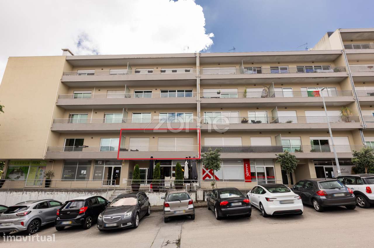 Apartamento T3 de elevado padrão, com 152 m² de área bruta, localiz... - Grande imagem: 2/37