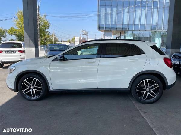 Mercedes-Benz GLA 220 CDI 4Matic 7G-DCT AMG Line - 8