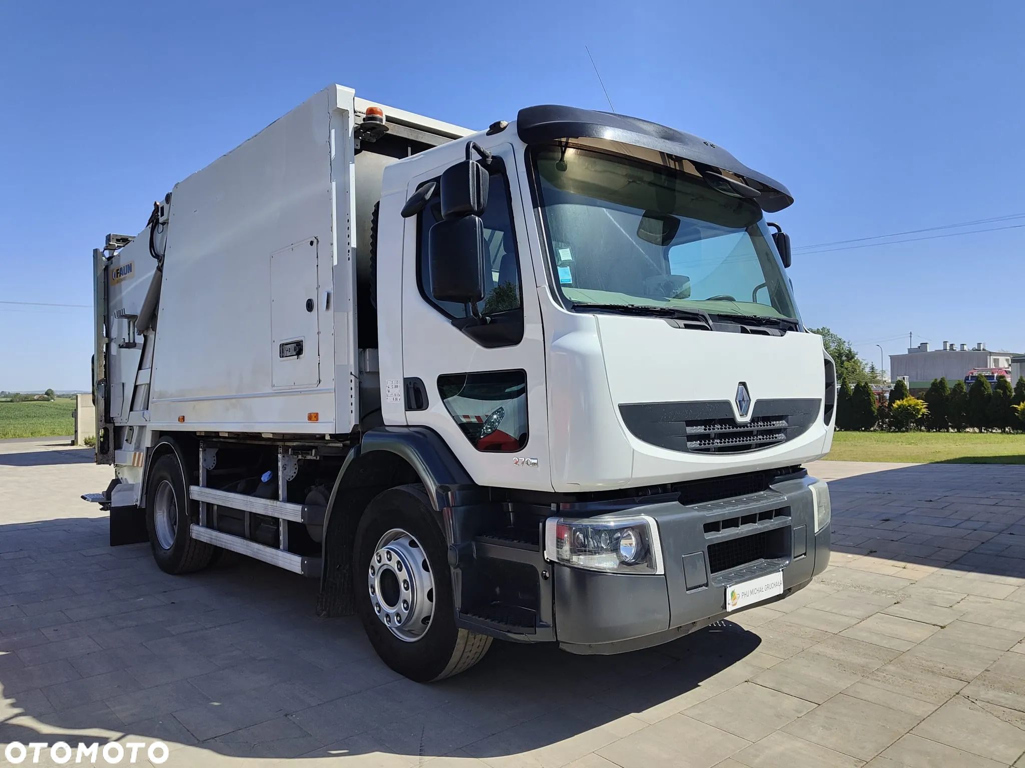 Renault Premium - 1