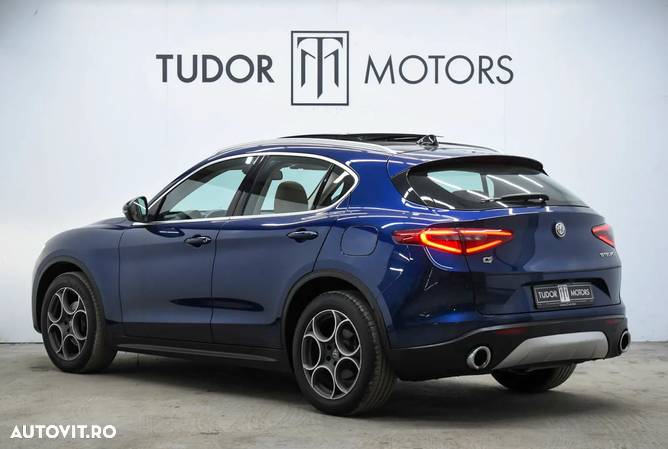 Alfa Romeo Stelvio 2.2 Diesel 16V AT8-Q4 Executive - 3