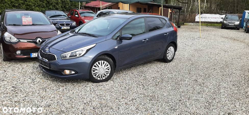 Kia Ceed 1.4 CVVT Attract - 22