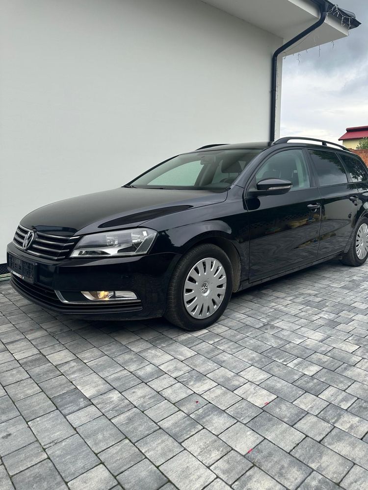 Volkswagen Passat B7 (2010-2014) 2.0 TDI BlueMotion Technology Comfortline 2011