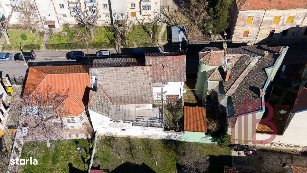 Casă compusă din 10 camere, locație utracentrală, destinații multiple! - Imagine principală: 4/6