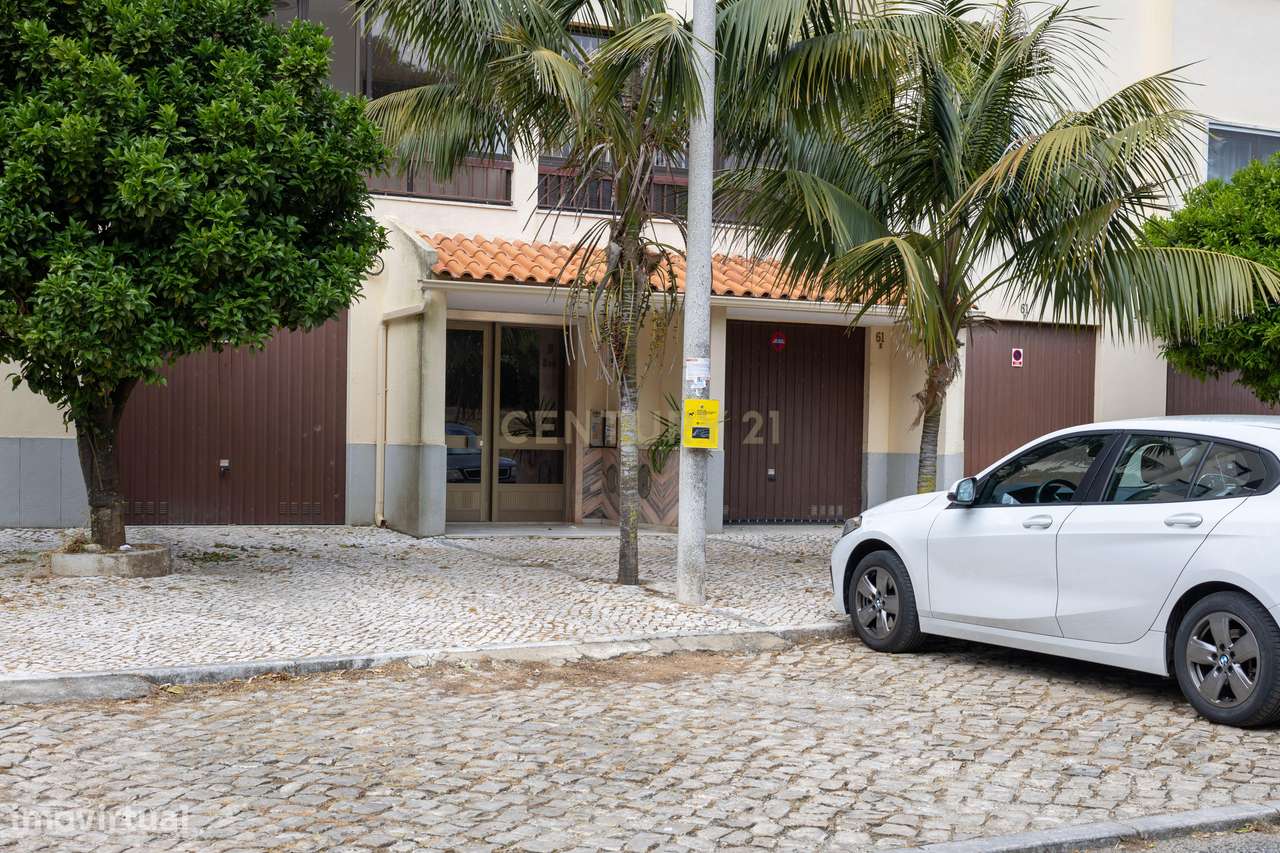 Apartamento T3+1 Duplex   Costa da Guia- Cascais-29