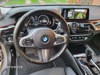 BMW Seria 5 520d Sport Line - 17