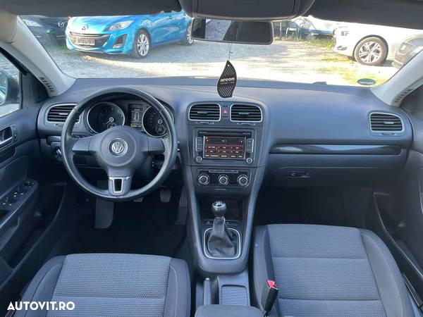 Volkswagen Golf 1.6 Comfortline - 9