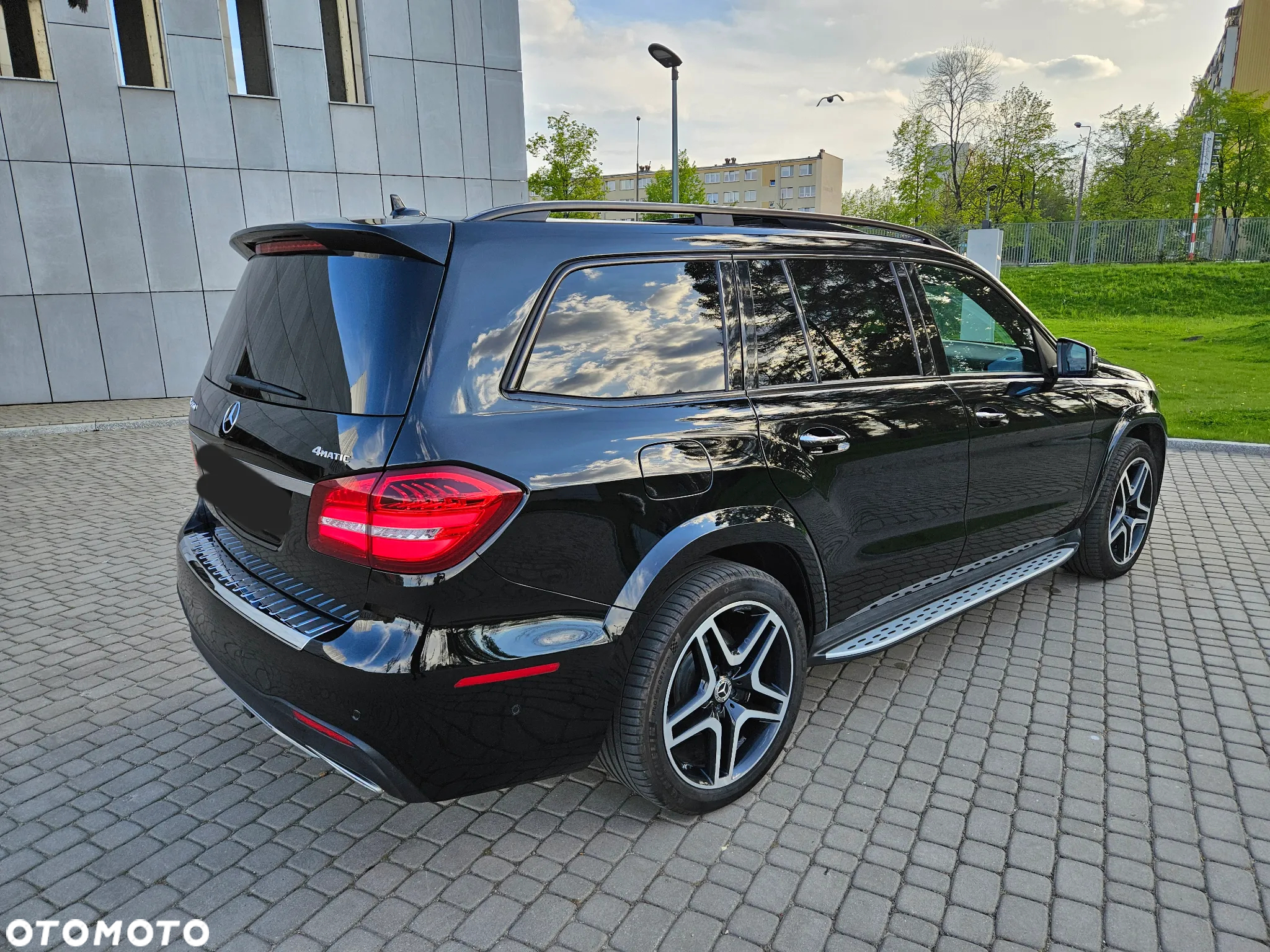 Mercedes-Benz GLS 500 4-Matic - 28