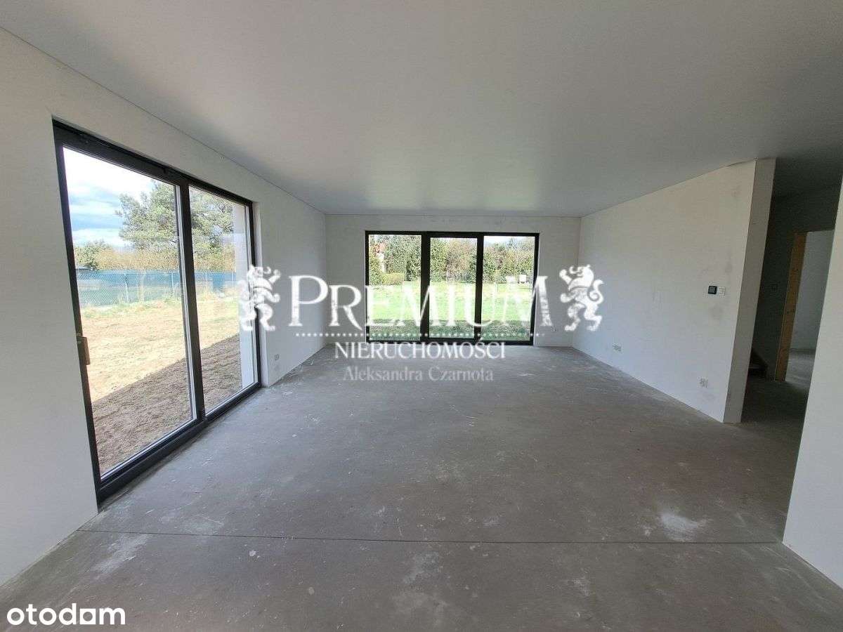 Gotowy dom wolno stojący Uraz-3