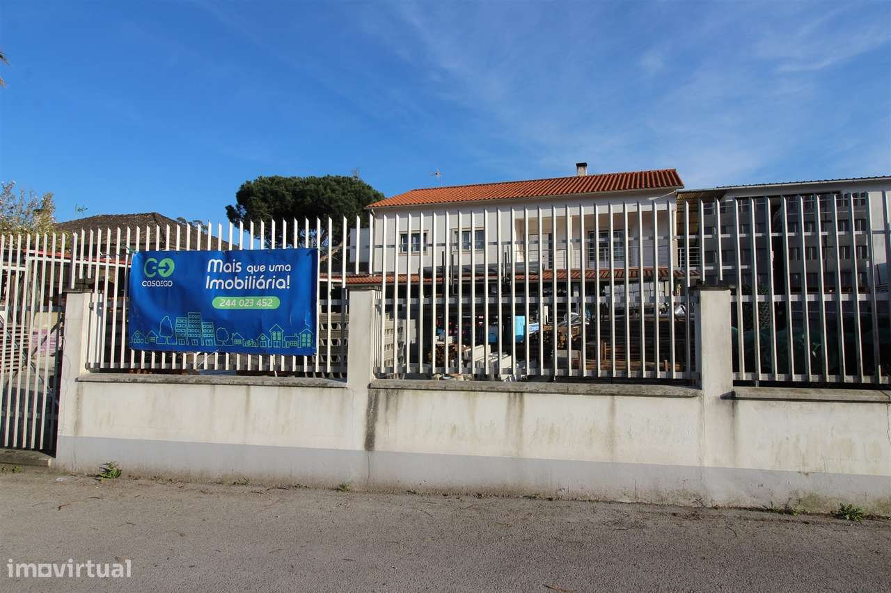 Moradia T3 + Loja/Armazém para comércio/ Com 1400m2 / Boa Vista / Leir - Grande imagem: 2/37