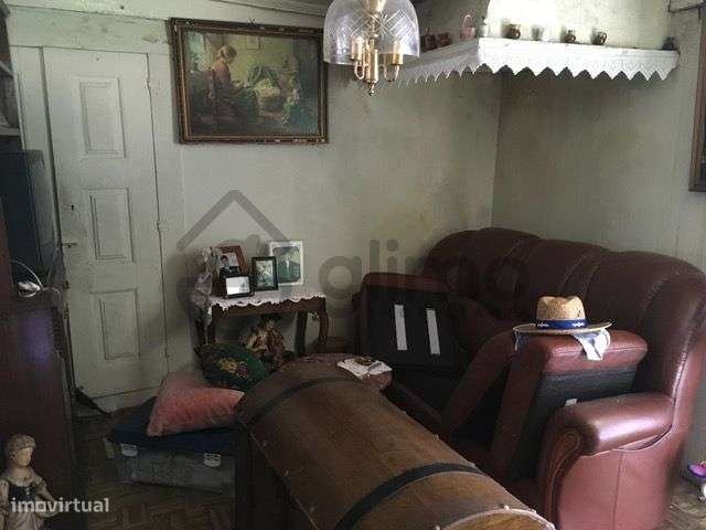 Casa com Terreno em Vilarinho de Cotas, Douro-11