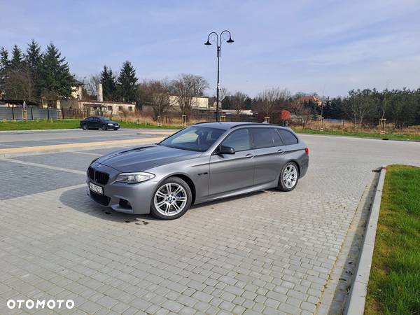 BMW Seria 5 520d - 13