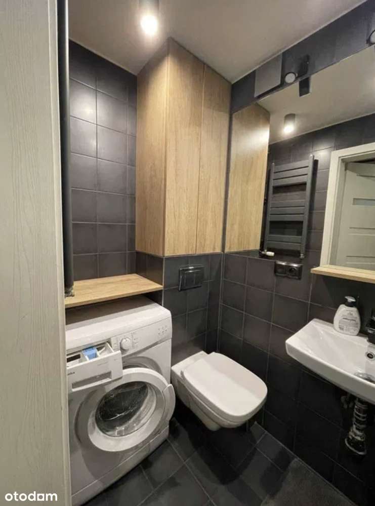 Dwupokojowe mieszkanie w samym centrum, wyremontowane, zadbane - Pełny obrazek: 4/8