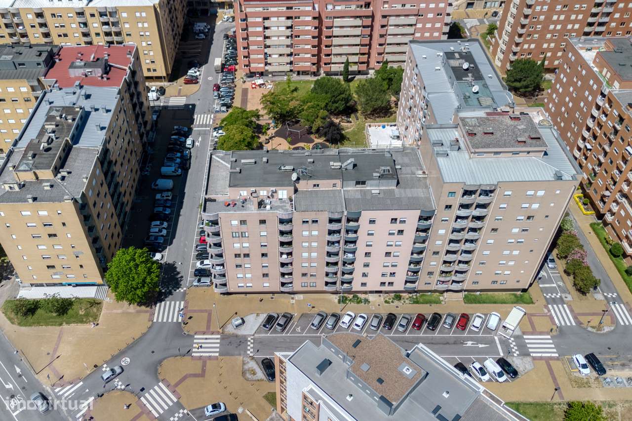 Apartamento T3 para venda na Rua Germão Galharde - São Victor, Braga-17