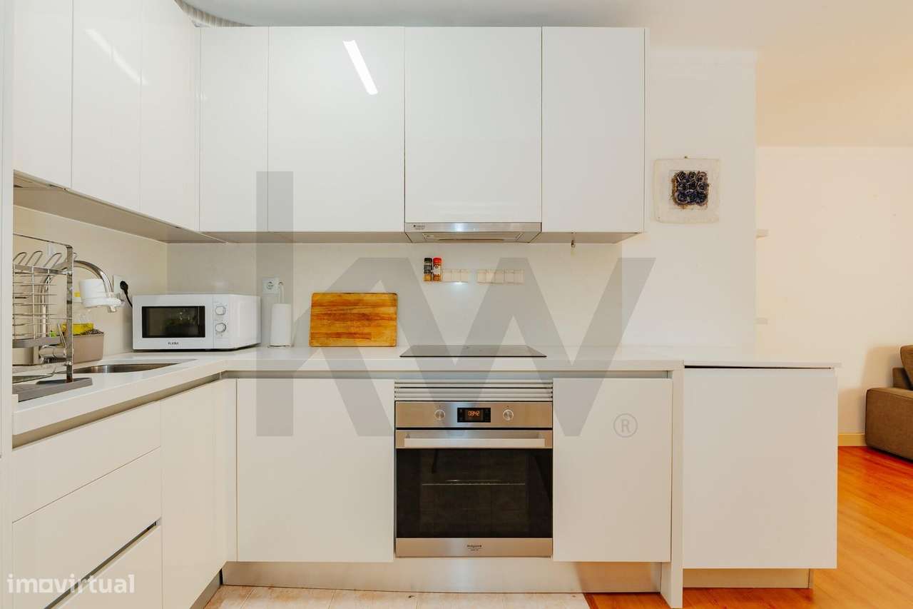 Arrendamento de Apartamento T2 para no centro do Estoril com espaço ex - Grande imagem: 5/33