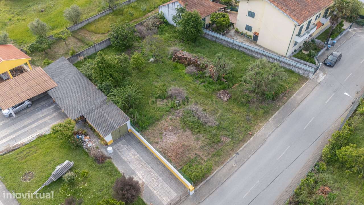 Encantador Terreno em Taveiro, Junto ao Retail Parque Taveiro, Coimbra-13