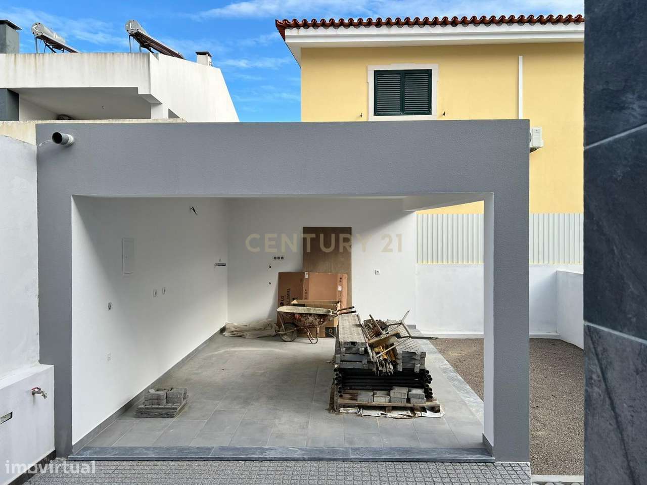 Moderna Moradia T2 em Fernão Ferro, Seixal - 450.000€ - Grande imagem: 4/20