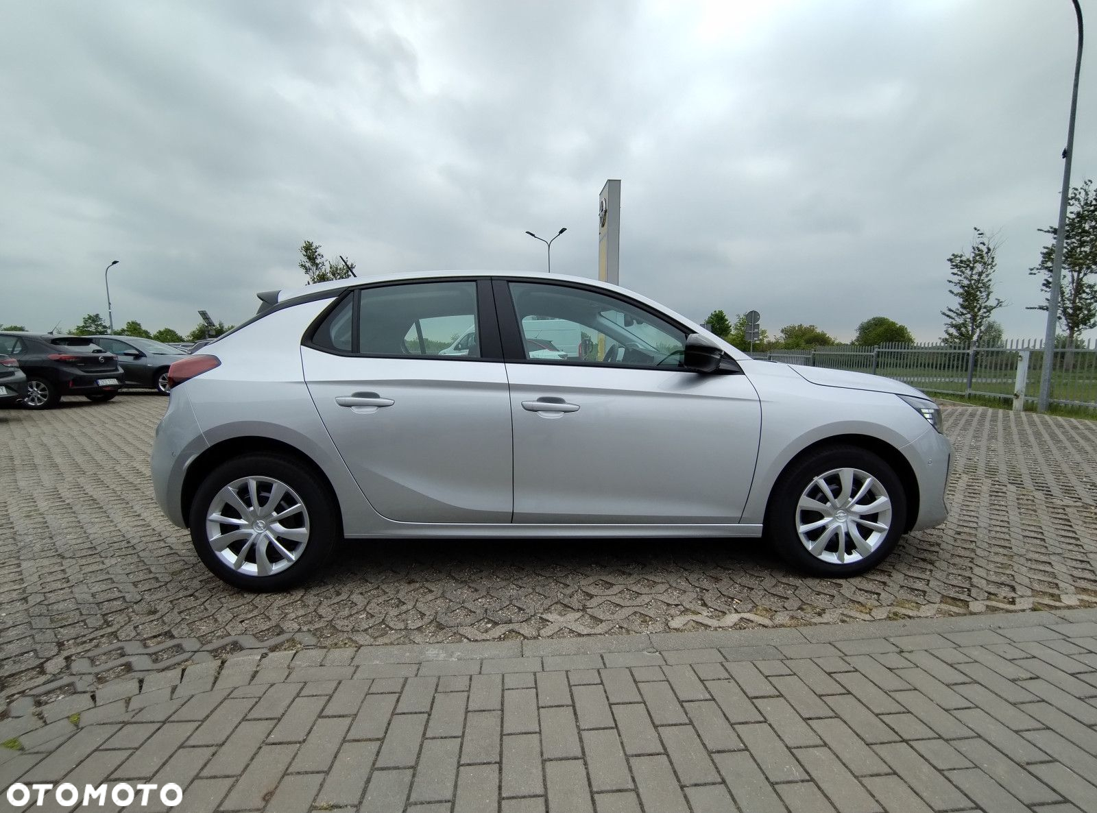 Opel Corsa - 11