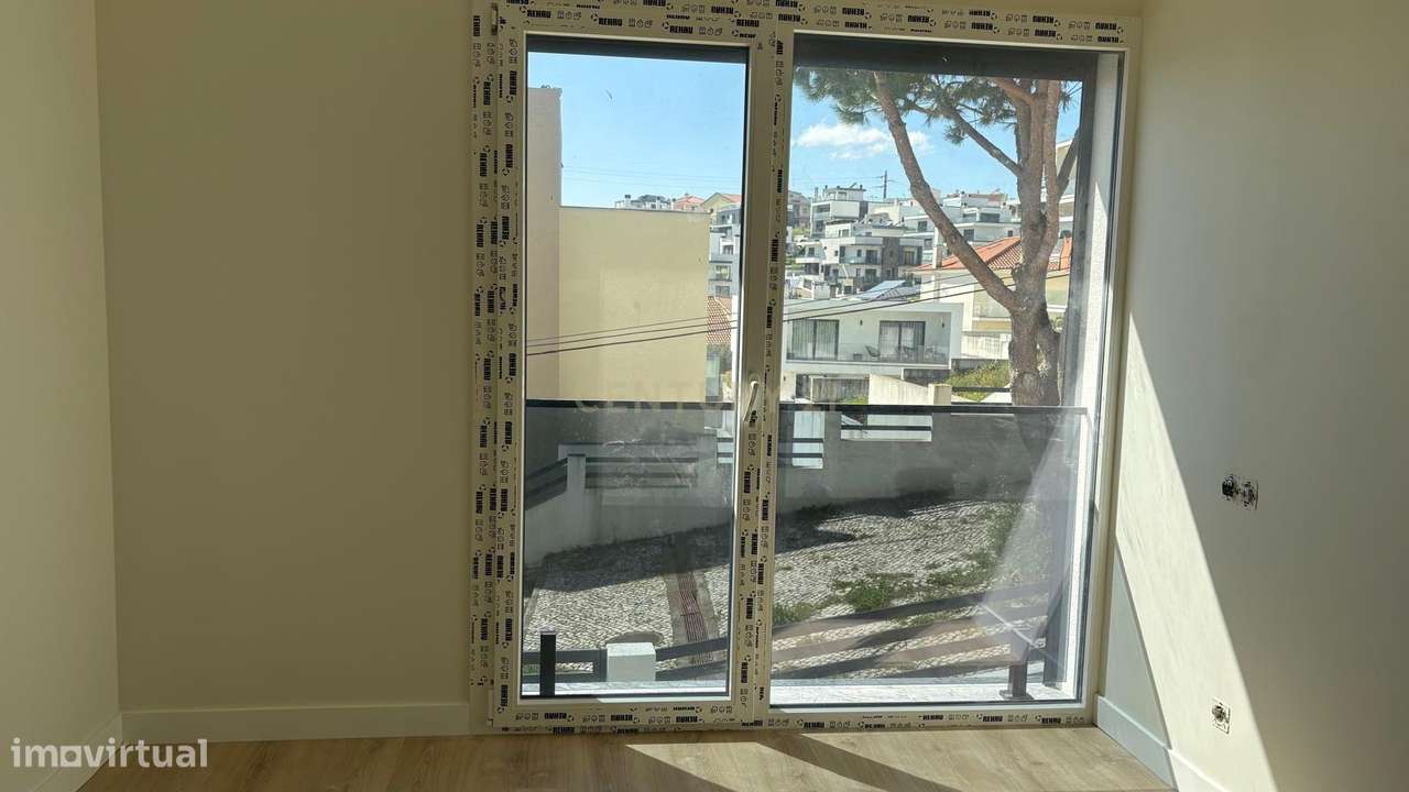 Moradia independente à venda em Famões, Odivelas-33