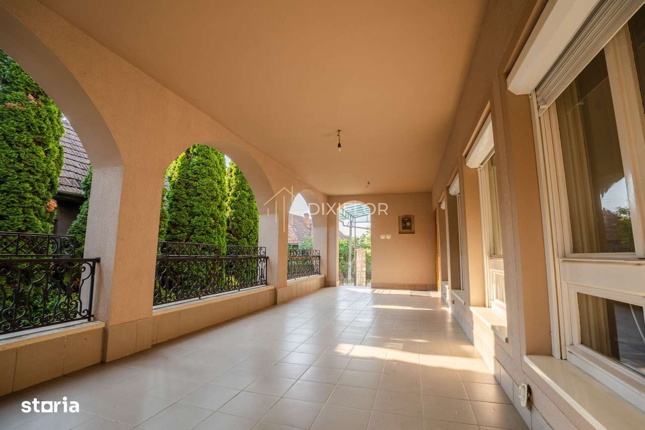 Casă spațioasă cu grădină mare | Sat Stejeriș | 225.000 € - Imagine principală: 5/20