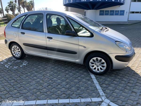 Citroën Xsara Picasso 1.6 Exclusive - 19