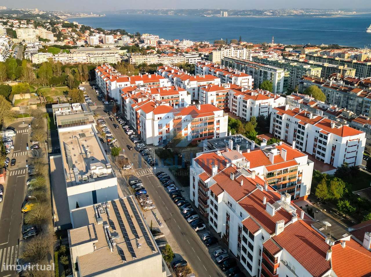 T4 em Oeiras perto do Parque dos Poetas e a 5 km da praia-38