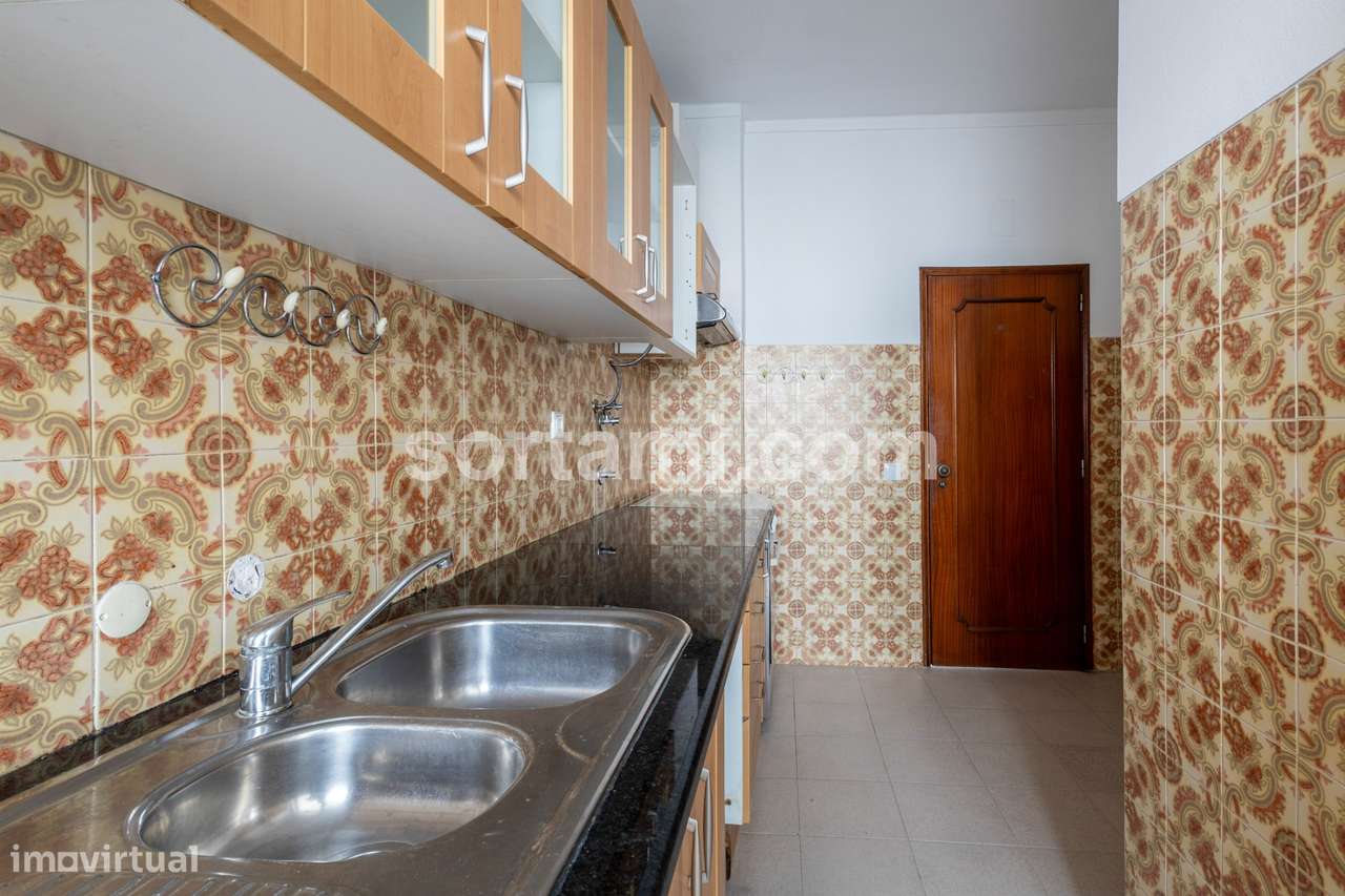 Apartamento T3 Venda em Quarteira,Loulé - Grande imagem: 3/19