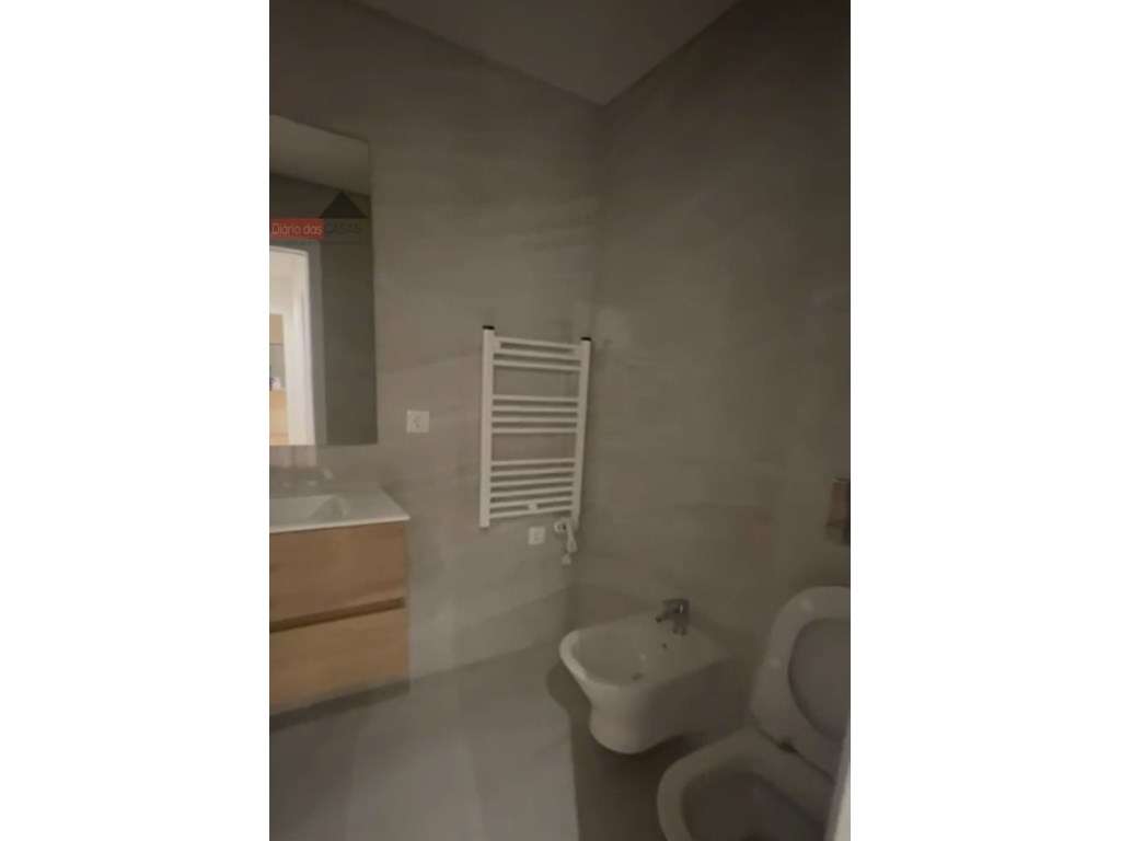 Apartamento T2 Duplex na Figueira da Foz-12