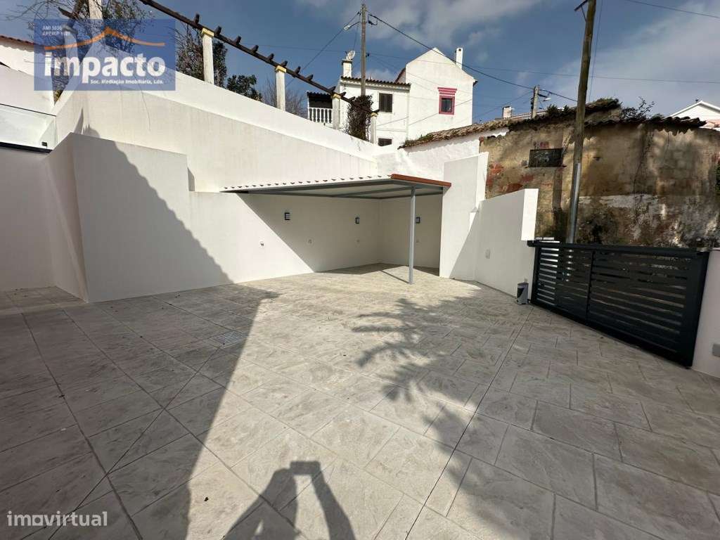 Moradia totalmente renovada, Ericeira-16