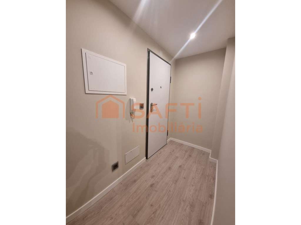 Apartamento T2 Remodelado - Setúbal - Grande imagem: 5/20