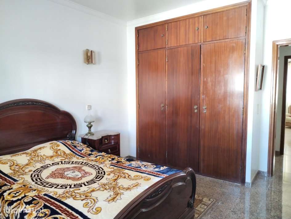 Apartamento T2 - Páteo e Garagem - Mem Martins – Oportunidade! - Grande imagem: 5/8