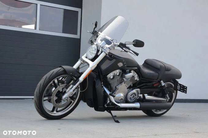 Harley-Davidson V-Rod Muscle - 2