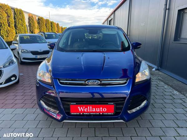 Ford Kuga - 2