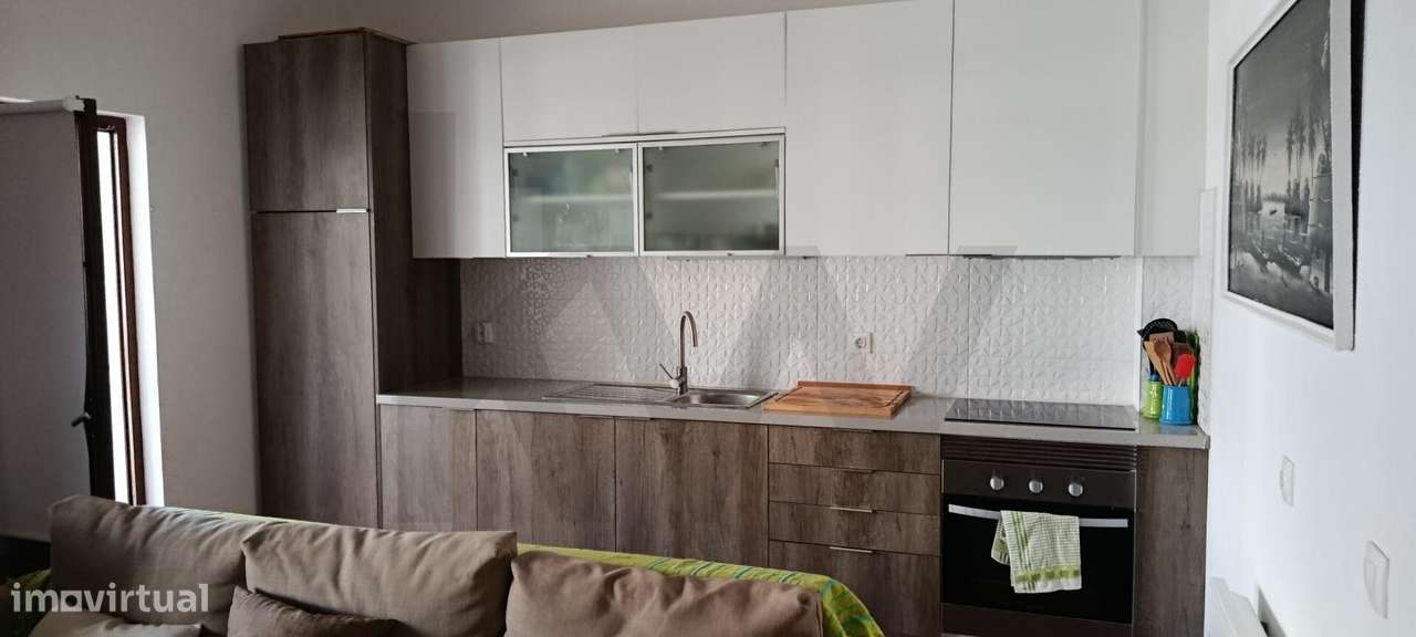 Apartamento T1 Remodelado a 1 Minuto da Praia – Armação de Pêra-8