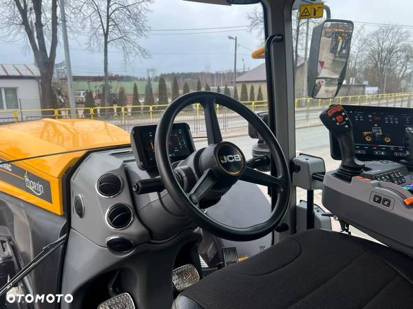 JCB Fastrac 4220 ICON | DEMO |220 KM |2022 ROK - 25